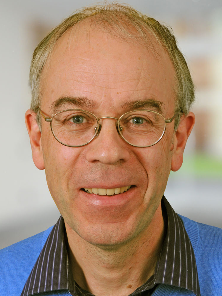 <p>Dr. Martin Häußler</p>
